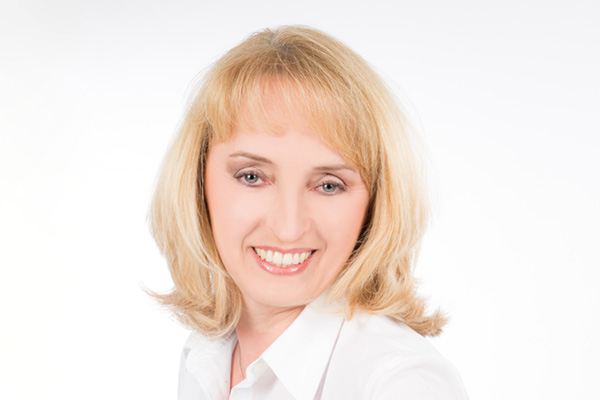 Dr. Joanna Sena-Schulze